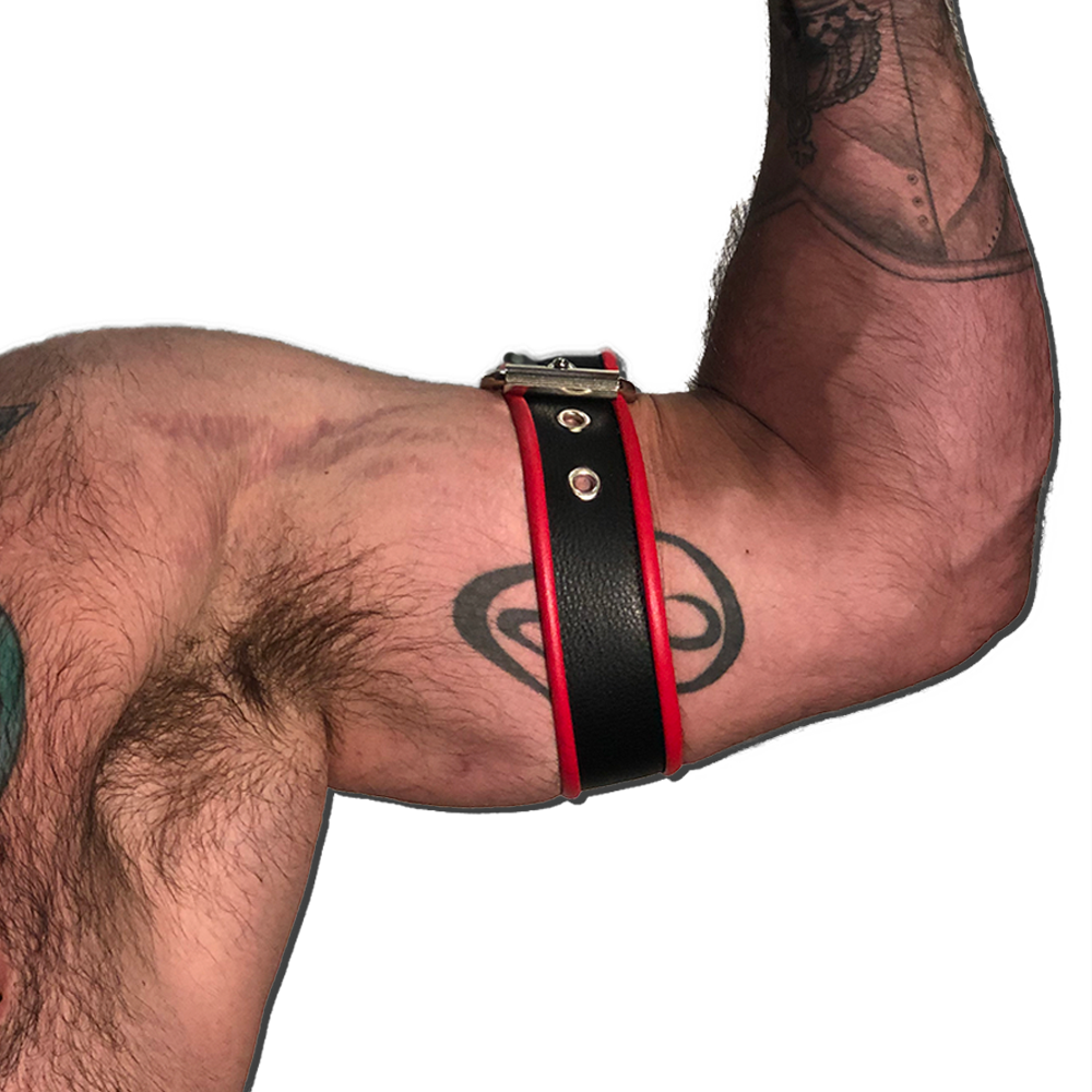 Buckle Armband with Color Piping-Leather-Swish Embassy